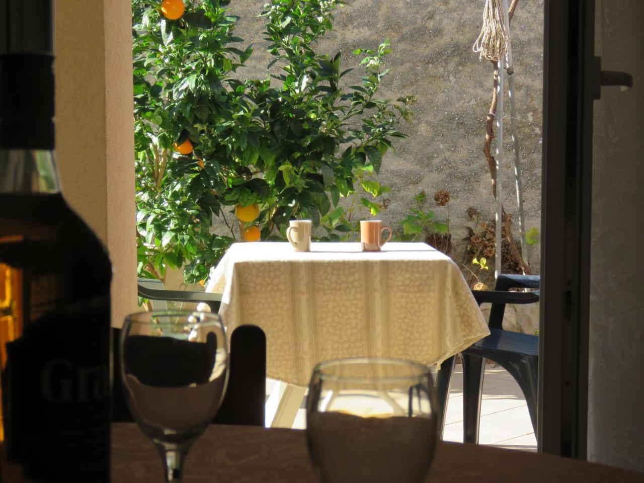 Guest House Miro Novalja Ngoại thất bức ảnh