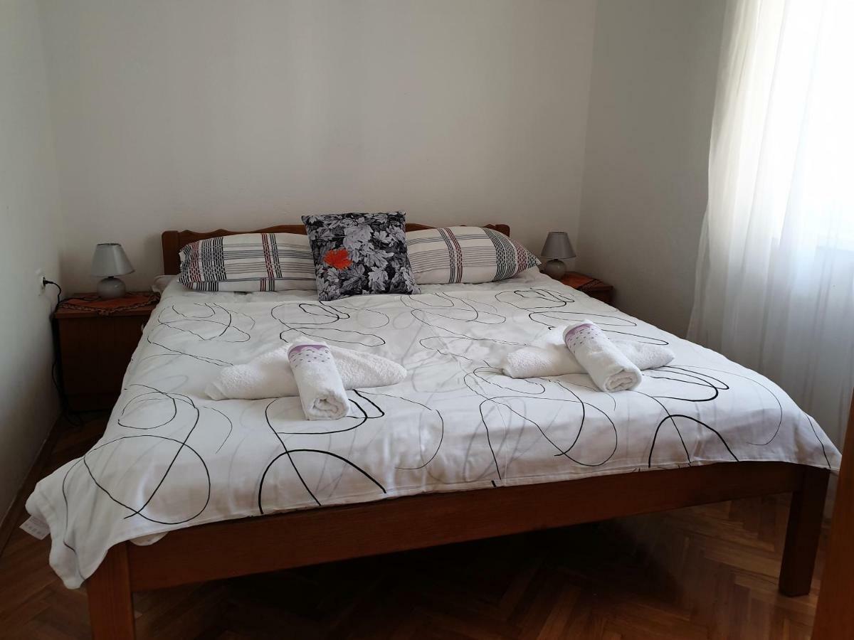 Guest House Miro Novalja Ngoại thất bức ảnh